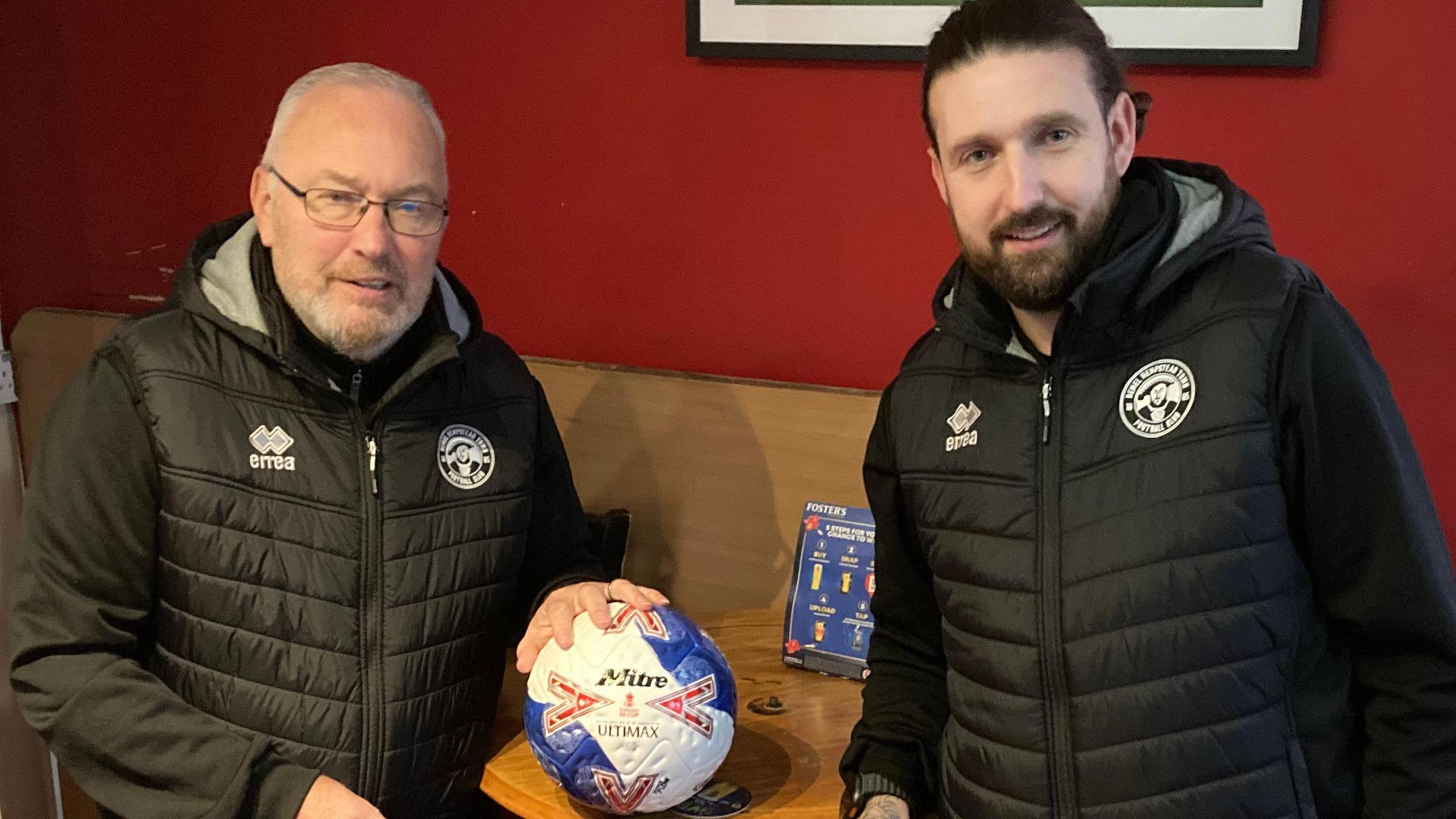 ماجرای جذاب پدر و پسر در جام حذفی فوتبال انگلستان؛ ماجراجویی همل همپستد تاون